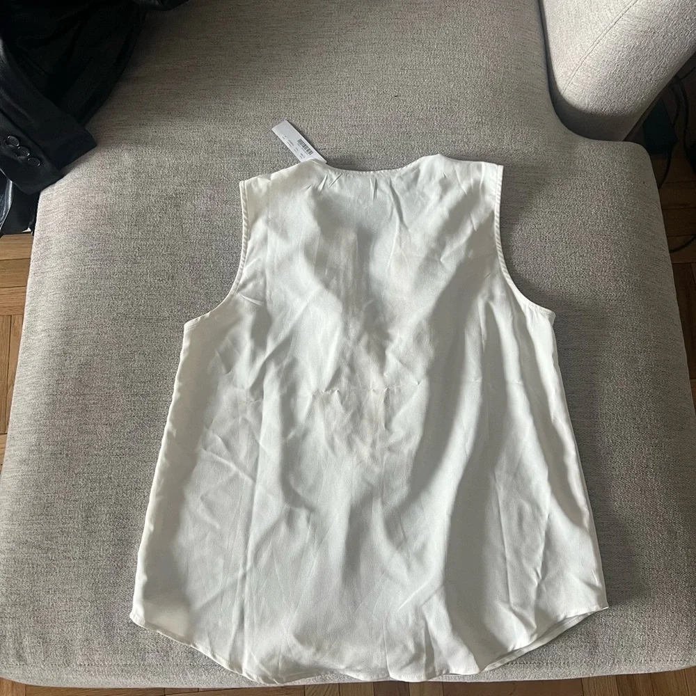 J Crew Ruffle Top - Picture 2 of 2